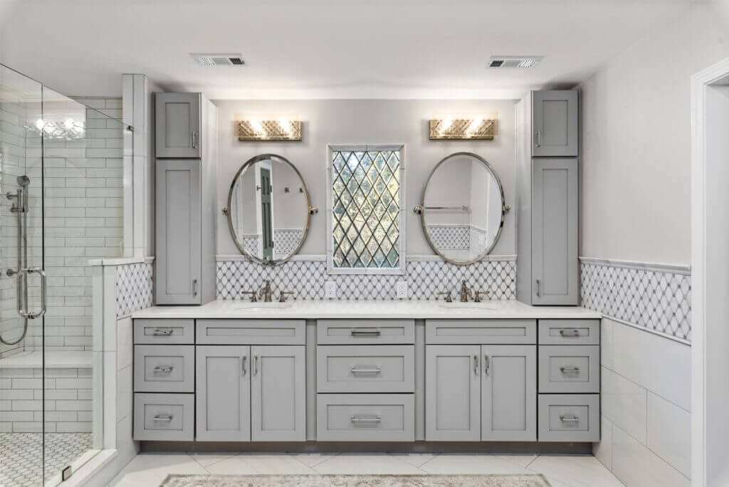 Master Bathroom Layout Ideas, Tips, How Create the Good One - Guilin  Cabinets